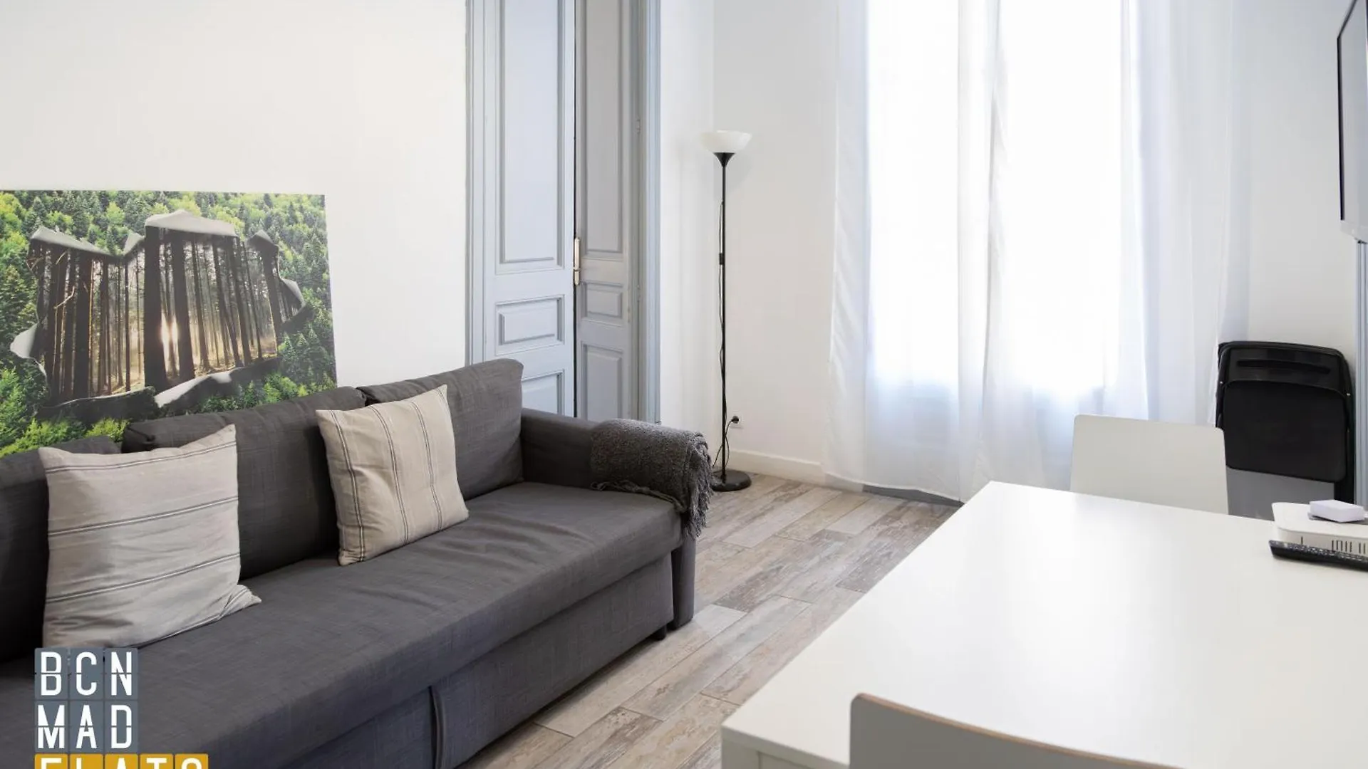 Barcelona - Eixample 1A Apartment